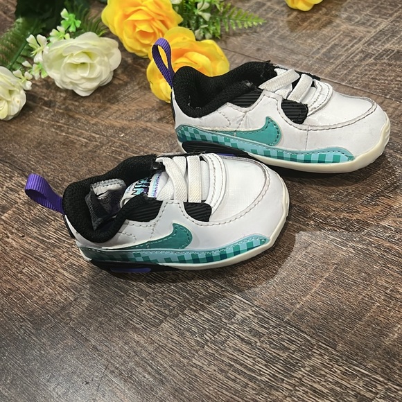 2c Minecraft Nike air max - Picture 2 of 3